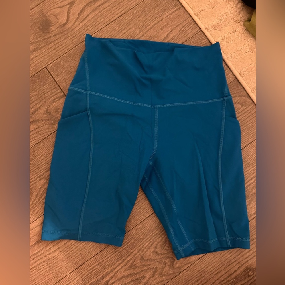 Lululemon biker shorts